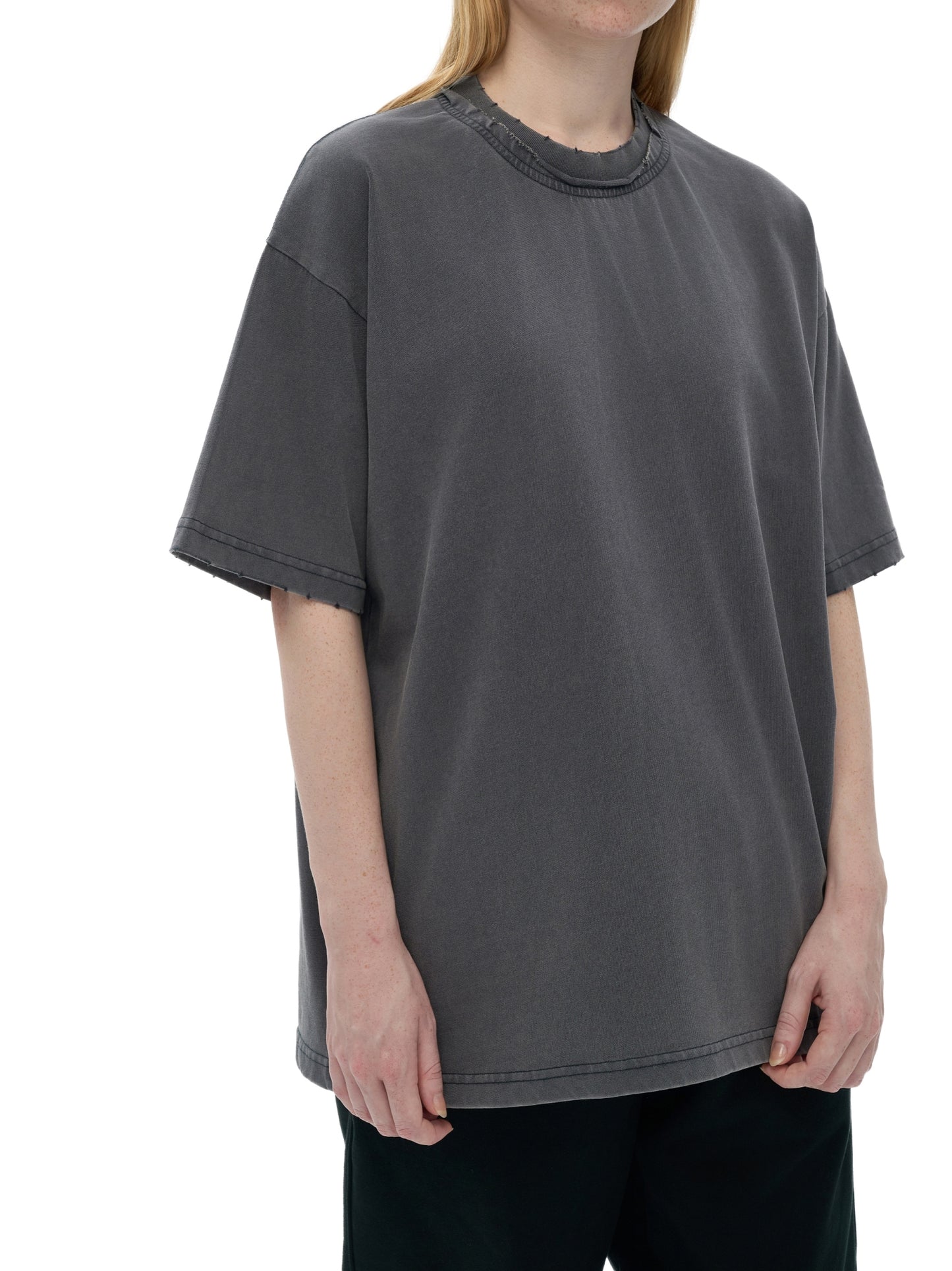 acid washed raw-edge neckline t-shirt