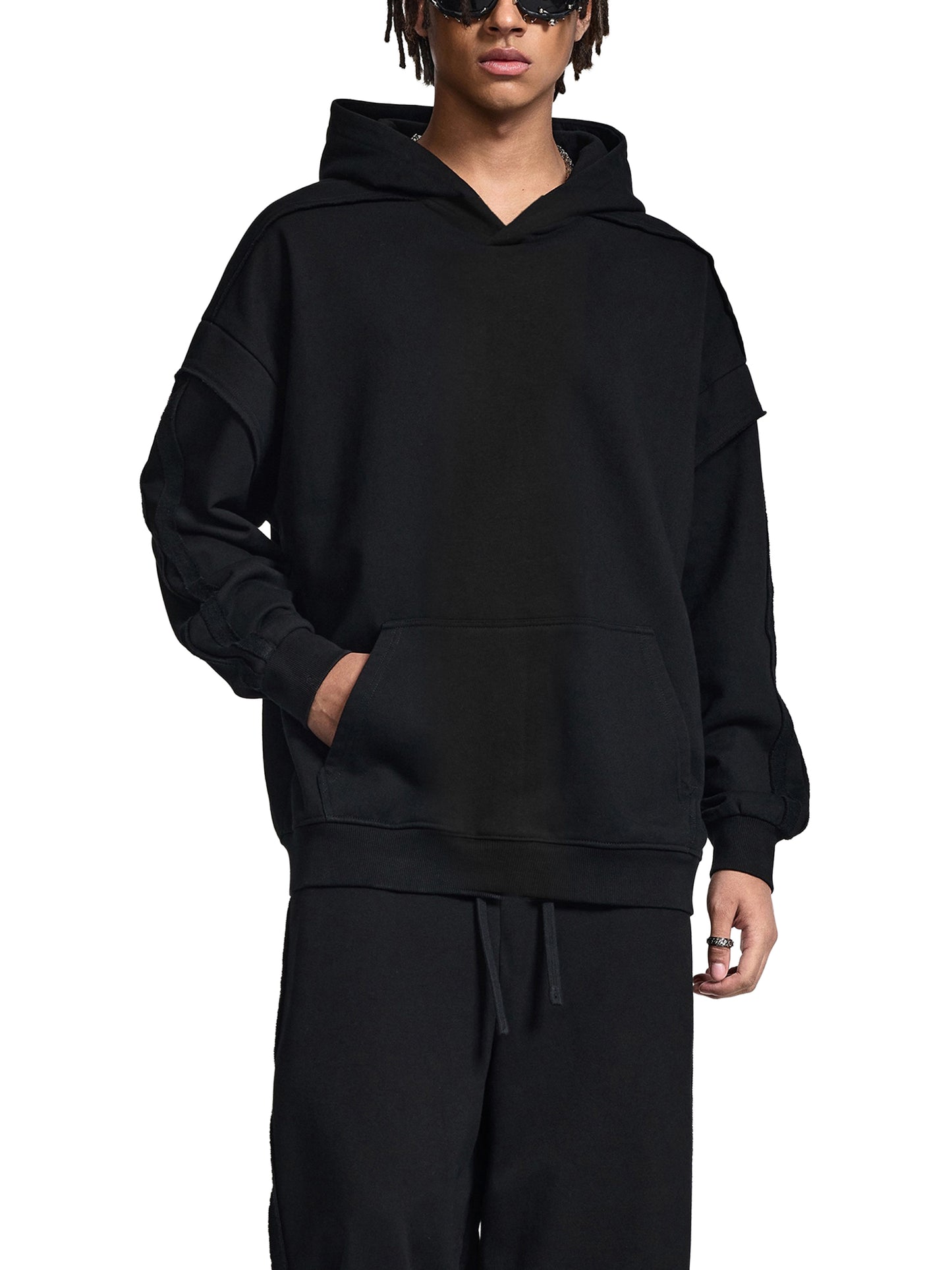 contrast tape raw edge double layered hoodie